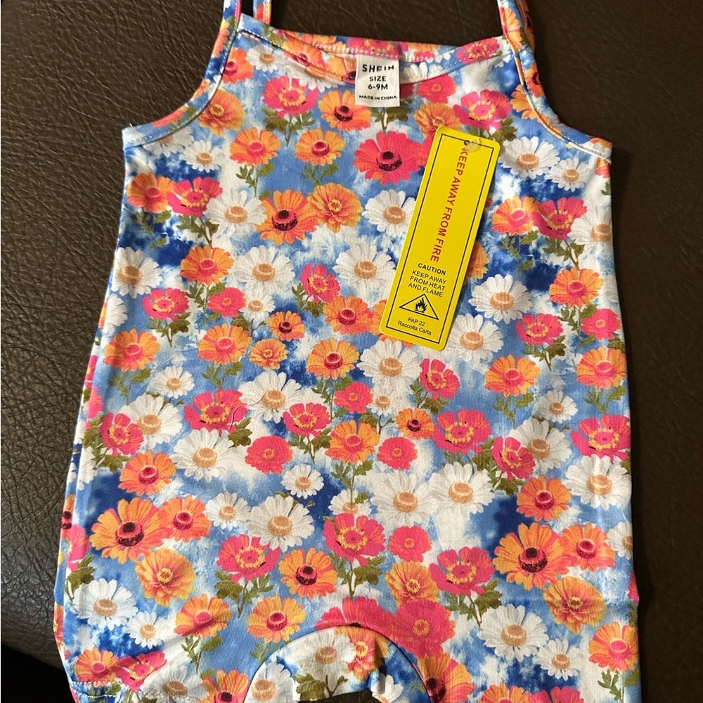 ⭐️⭐️Infant romper⭐️⭐️ - Picture 3 of 3